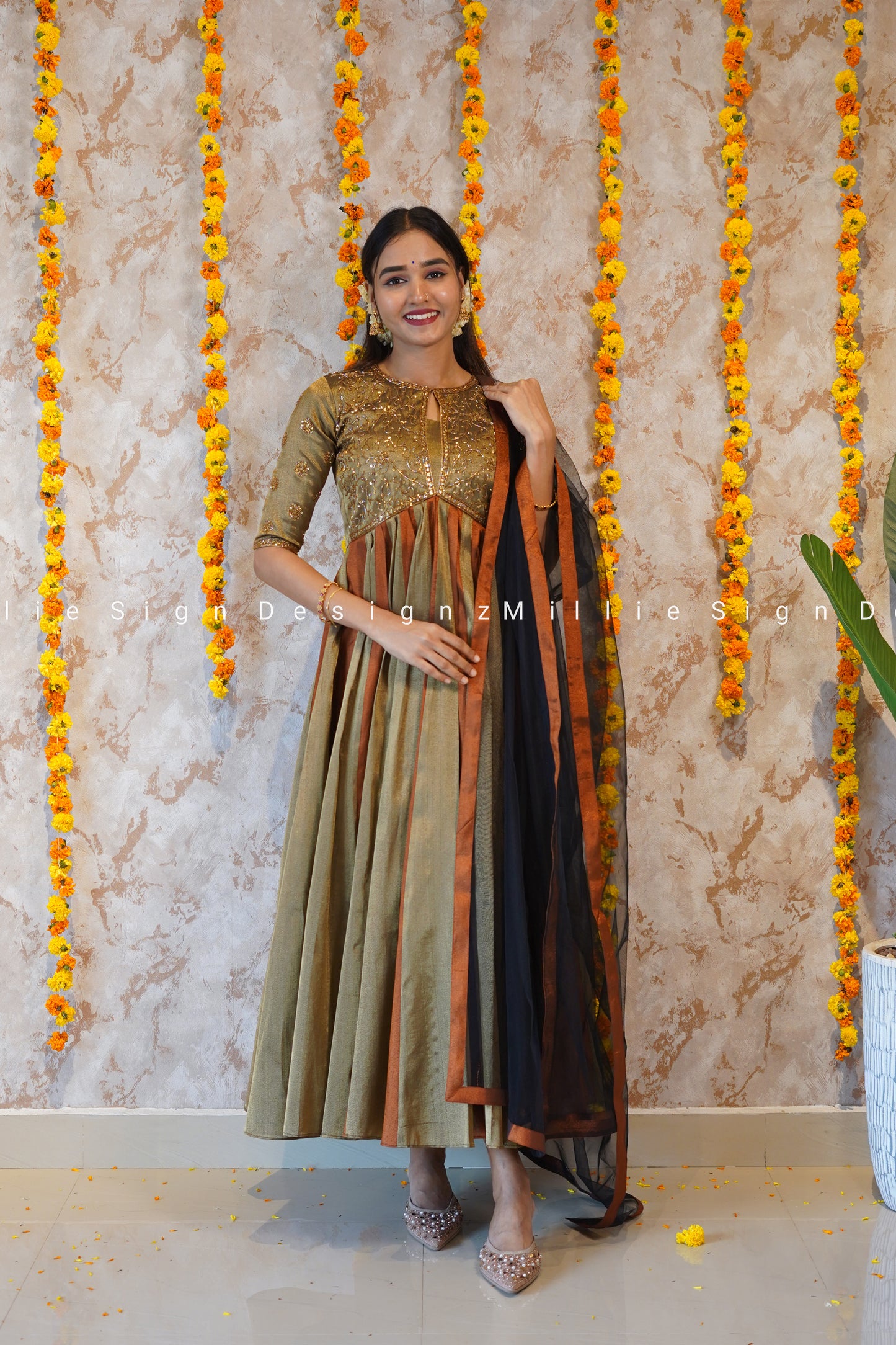 Two Piece Heavy Handworked Tissue Aliacut Anarkali with Net Dupatta (MSD-142)