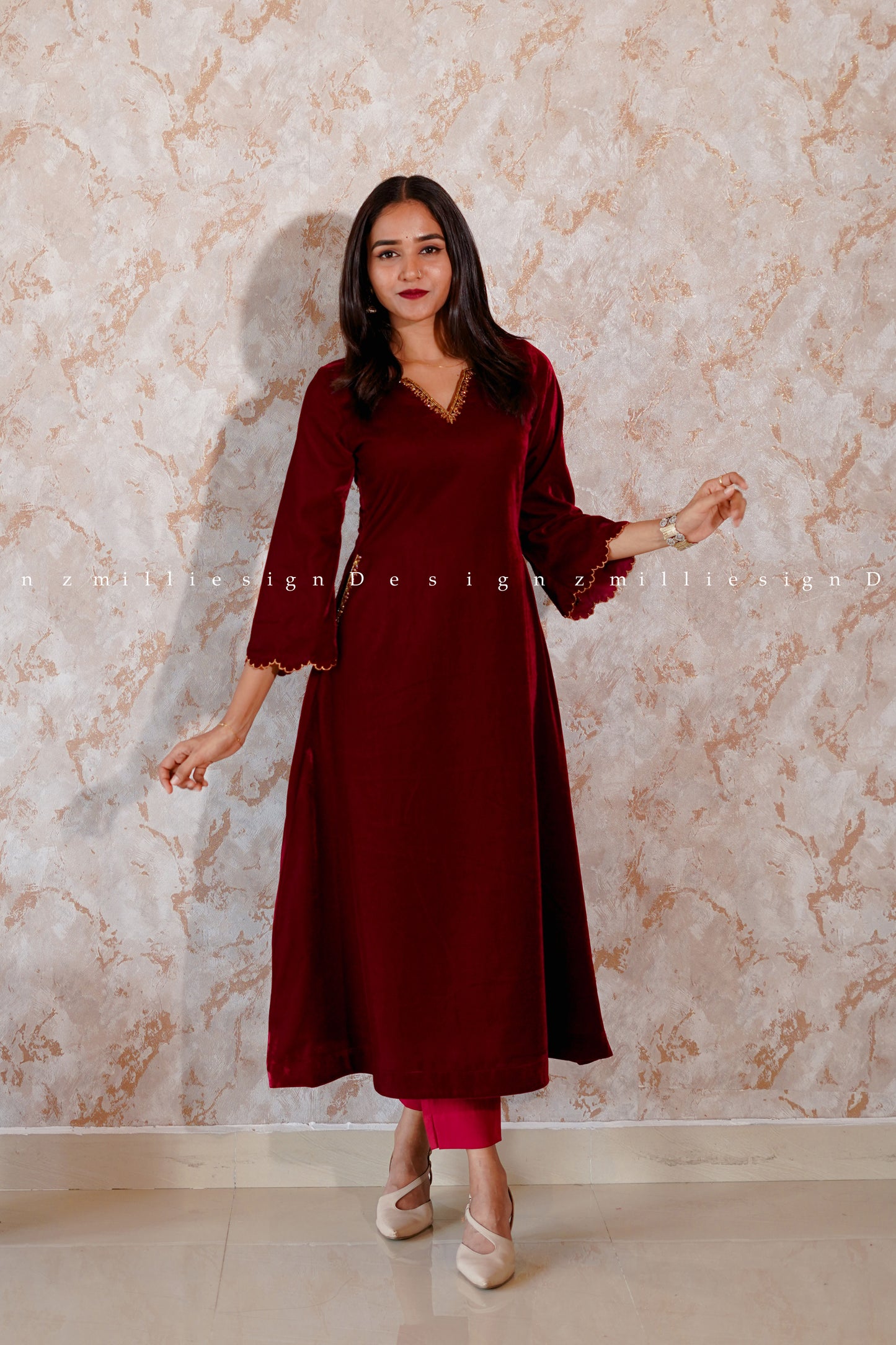 Two Piece Velvet Salwar Set (MSD-118)