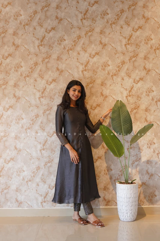 Two Piece (MSD-082)